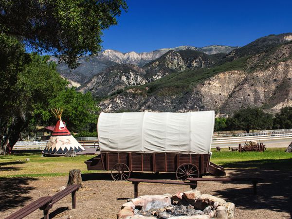 Covered Wagon Photo Gallery 3
